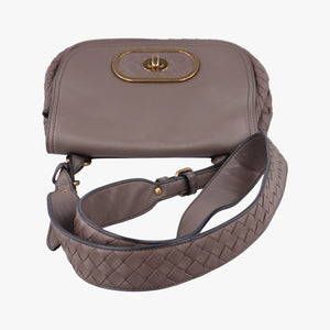 Pre-owned Bottega Veneta Luna Intrecciato Brown lambskin shoulderbag | stylenewstar