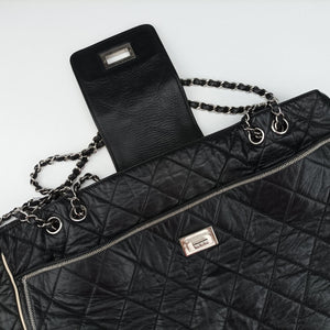 Pre-owned Chanel East West 2.55 Black Leather 37697 shoulderbag | stylenewstar