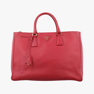 Pre-owned Prada Galleria Red SAFFIANO Leather BN1786 handbag | stylenewstar