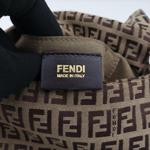 Pre-owned Fendi Baguette Camel Canvas 8BR180 handbag | stylenewstar