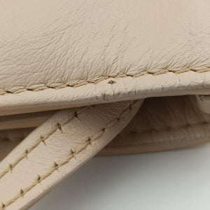 Vintage VERSACE La Medusa Beige Leather shoulderbag | stylenewstar