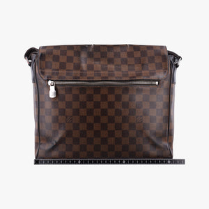 Pre-owned Louis Vuitton District MM EBENE Damier Canvas N41032 shoulderbag | stylenewstar