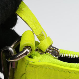 Pre-owned Balenciaga Le Cagole Green lambskin shoulderbag | stylenewstar