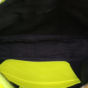 Pre-owned Balenciaga Le Cagole Green lambskin shoulderbag | stylenewstar
