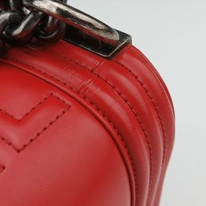Pre-owned Chanel BOY CHANEL Red Leather A67086 shoulderbag | stylenewstar