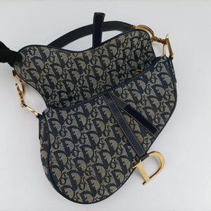 Pre-owned Christian Dior Saddle Navy Jacquard handbag | stylenewstar