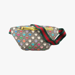Pre-owned Gucci kids GG Top strawberry Print beige×multi PVC coated canvas 502095 bum bag/waist bag | stylenewstar