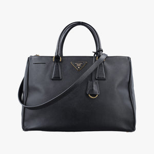 Vintage Prada Galleria Black SAFFIANO Leather BN2274 shoulderbag | stylenewstar