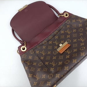 Secondhand Louis Vuitton OLYMPE Brown×QUETSCHE Monogram Canvas×calf leather M40926 shoulderbag | stylenewstar