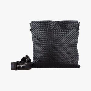 Secondhand Bottega Veneta Intrecciato Black lambskin shoulderbag | stylenewstar