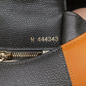 Pre-owned Valextra ISIDE Gray×orange×pink Leather shoulderbag | stylenewstar