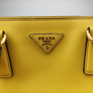Vintage Prada Galleria Yellow SAFFIANO Leather BN2274 shoulderbag | stylenewstar