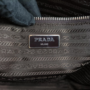 Pre-owned Prada Triangle Logo Plate Grey Saffiano Leather 178589 handbag | stylenewstar