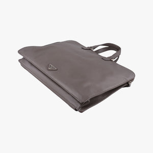 Pre-owned Prada Triangle Logo Plate Grey Saffiano Leather 178589 handbag | stylenewstar