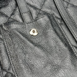 Vintage Chanel Matelasse Black Leather shoulderbag | stylenewstar