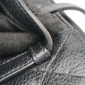 Vintage Chanel Matelasse Black Leather shoulderbag | stylenewstar