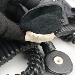 Pre-owned Bottega Veneta Gathered Black Leather shoulderbag | stylenewstar