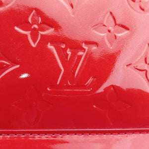 Vintage Louis Vuitton Alma BB CERISE Vernis M90174 shoulderbag | stylenewstar