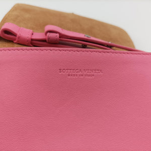 Pre-owned Bottega Veneta Cassette Pink lambskin shoulderbag | stylenewstar