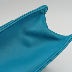 Pre-owned Prada Turn lock Chevron Impunture Autre Cuir Blue Leather shoulderbag | stylenewstar