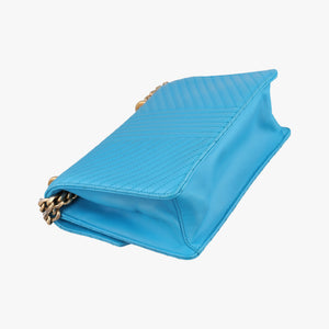 Pre-owned Prada Turn lock Chevron Impunture Autre Cuir Blue Leather shoulderbag | stylenewstar