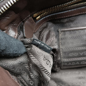 Pre-owned Prada Gaufre Green nylon BN1935 shoulderbag | stylenewstar