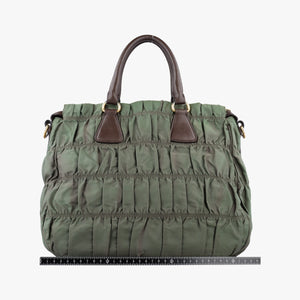 Pre-owned Prada Gaufre Green nylon BN1935 shoulderbag | stylenewstar