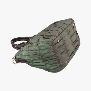 Pre-owned Prada Gaufre Green nylon BN1935 shoulderbag | stylenewstar