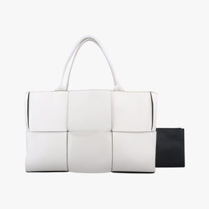 Pre-owned Bottega Veneta The Arcotote White lambskin handbag | stylenewstar