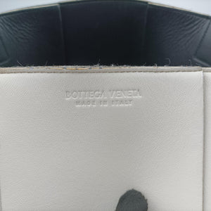 Pre-owned Bottega Veneta The Arcotote White lambskin handbag | stylenewstar