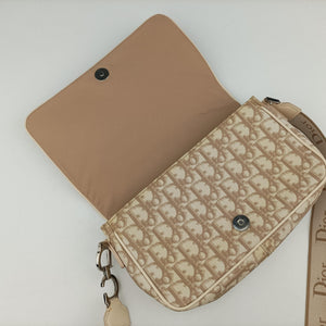 Secondhand Christian Dior Trotter Flower Beige PVC Coated Canvas Floral Embroidery shoulderbag | stylenewstar