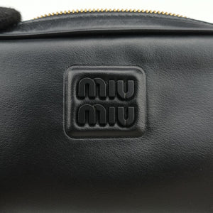Pre-owned Miu Miu Logo belt Black leather bum bag/waist bag | stylenewstar
