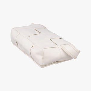 Pre-owned Bottega Veneta Padded CASSETTE White lambskin shoulderbag | stylenewstar