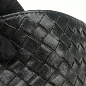 Vintage Bottega Veneta Intrecciato Black lambskin shoulderbag | stylenewstar