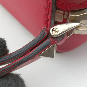 Pre-owned Valentino Rockstud Red Leather shoulderbag | stylenewstar