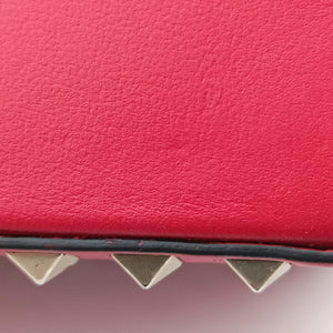 Pre-owned Valentino Rockstud Red Leather shoulderbag | stylenewstar