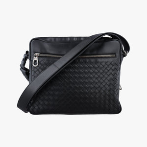 Pre-owned Bottega Veneta Intrecciato Black lambskin shoulderbag | stylenewstar