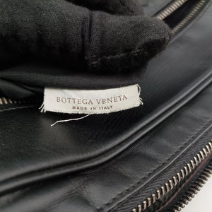 Pre-owned Bottega Veneta Intrecciato Black lambskin shoulderbag | stylenewstar