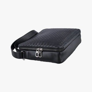 Pre-owned Bottega Veneta Intrecciato Black lambskin shoulderbag | stylenewstar