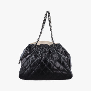 Pre-owned Chanel Matelasse Black Leather A47984 shoulderbag | stylenewstar