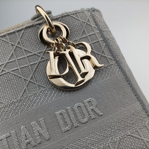 Vintage Christian Dior Lady Dior D-lite Grey Jacquard shoulderbag | stylenewstar