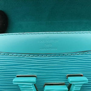 Pre-owned Louis Vuitton Pochette Louise PM Blue EPI M50285 shoulderbag | stylenewstar