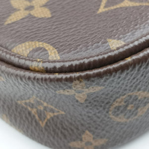 Secondhand Louis Vuitton Multi Pochette Accessoir brown×khaki Monogram Canvas M44813 shoulderbag | stylenewstar