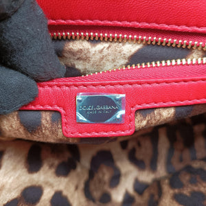 Vintage Dolce & Gabbana Miss Kate Red Leather shoulderbag | stylenewstar
