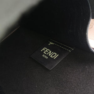 Vintage Fendi FENDI Box Packaging Pink Leather 8BT339 shoulderbag | stylenewstar