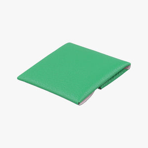 Pre-owned Hermes Bastia Green Leather bifoldwallet | stylenewstar