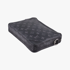 Secondhand Louis Vuitton Trio Messenger black Monogram Eclipse Reverse M69443 shoulderbag | stylenewstar