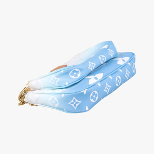 Pre-owned Louis Vuitton MULTI POCHETTE ACCESSOIRES Blue Gradient Monogram Giant M57633 bum bag/waist bag | stylenewstar