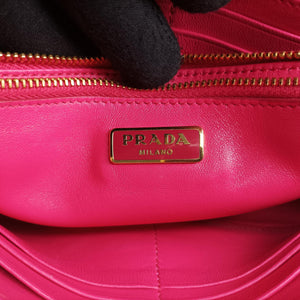 Pre-owned Prada Sling Bandoliera Red Patent SAFFIANO Leather shoulderbag | stylenewstar