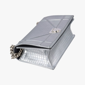 Pre-owned Christian Dior Diorama Silver Leather shoulderbag | stylenewstar